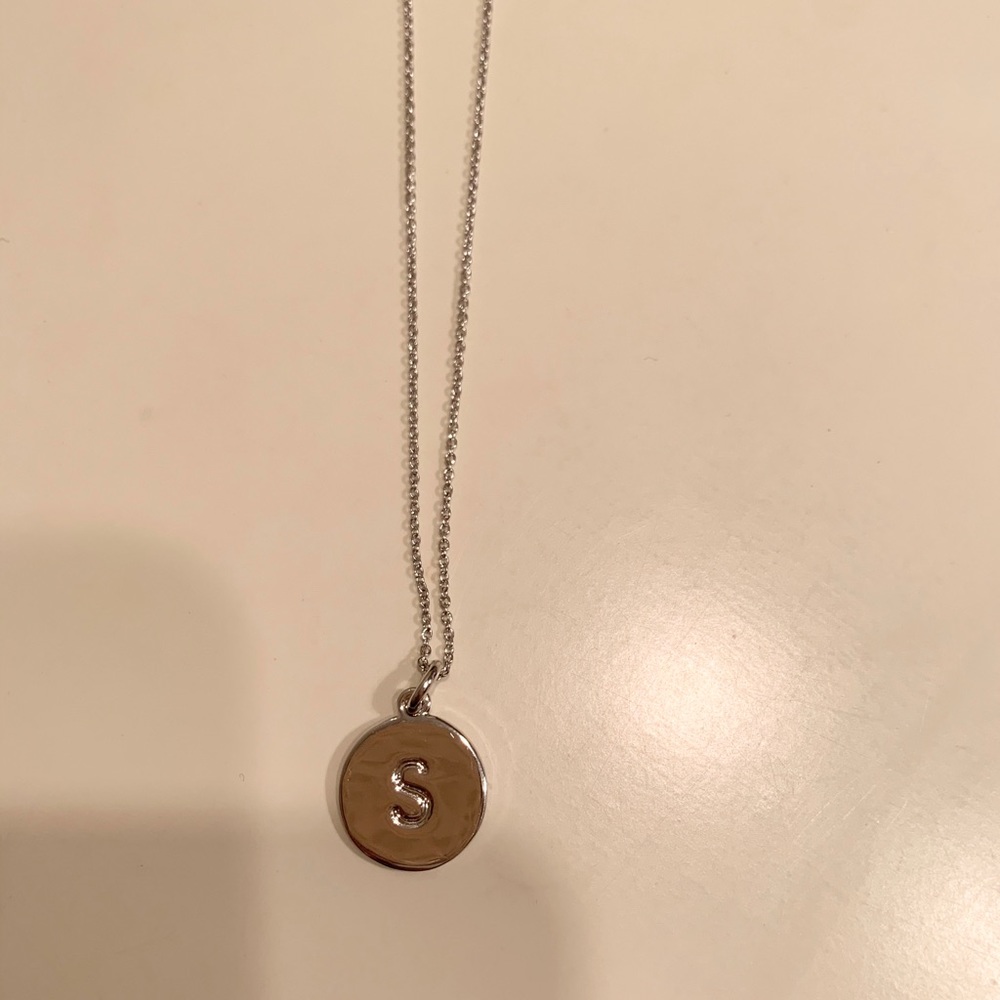 Kate Spade silver 'S' necklace - NEVER WORN